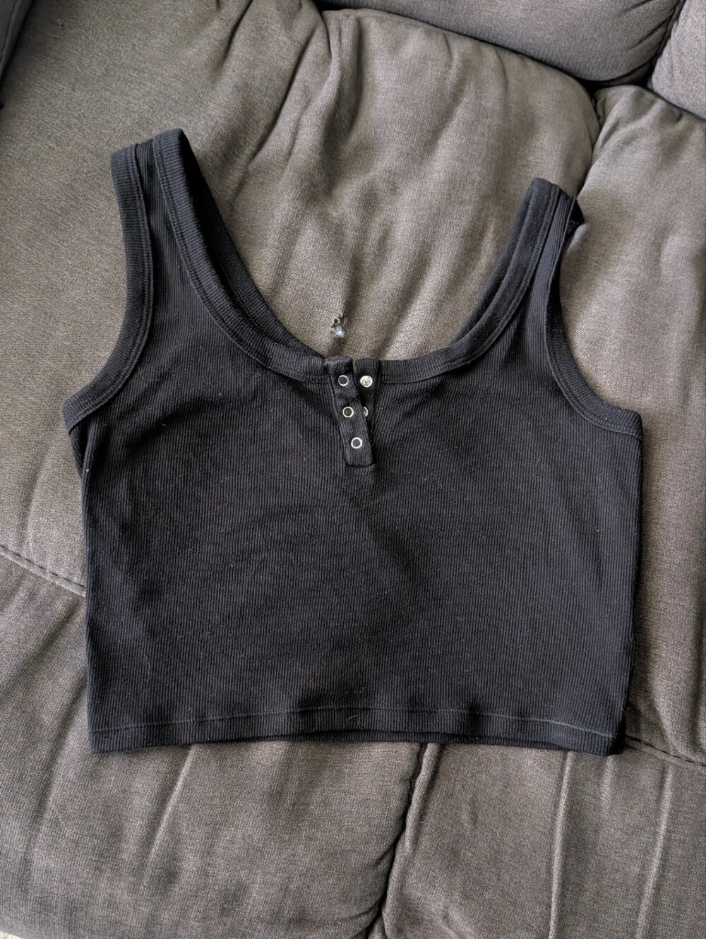 No Boundaries Black Ribbed Snap-Front Crop Tank